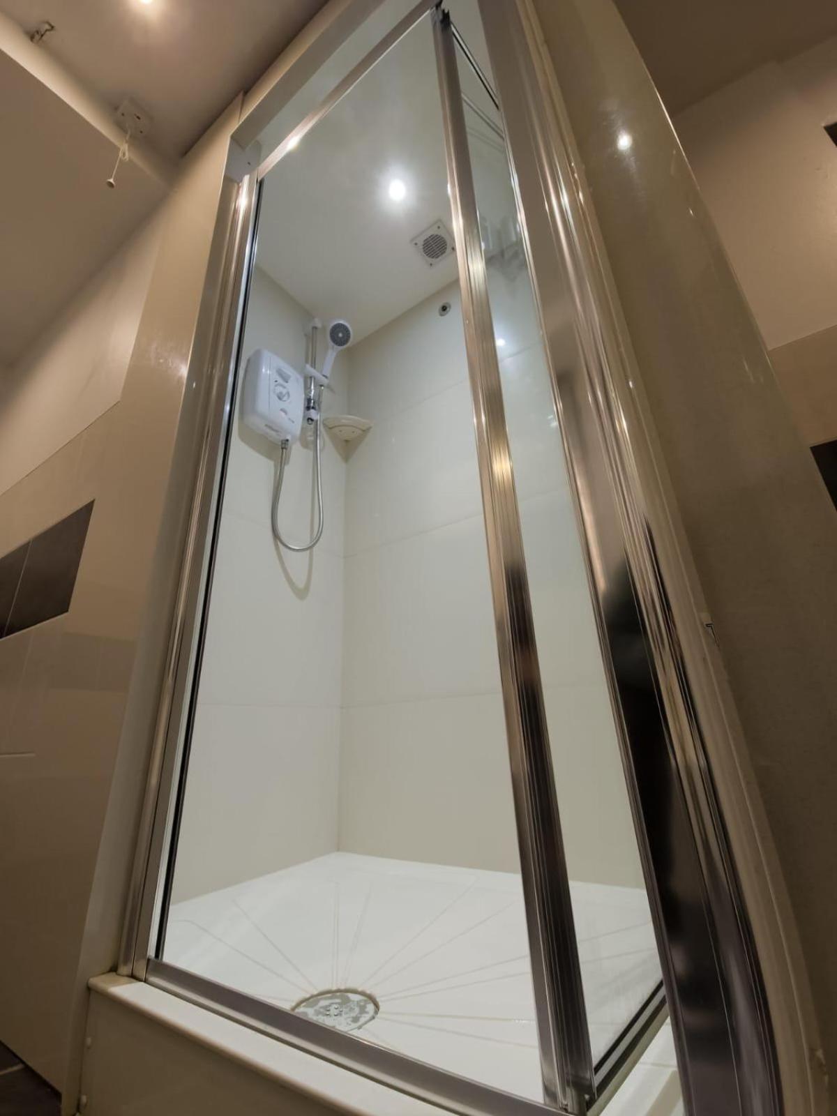 Habitación Doble con baño compartido