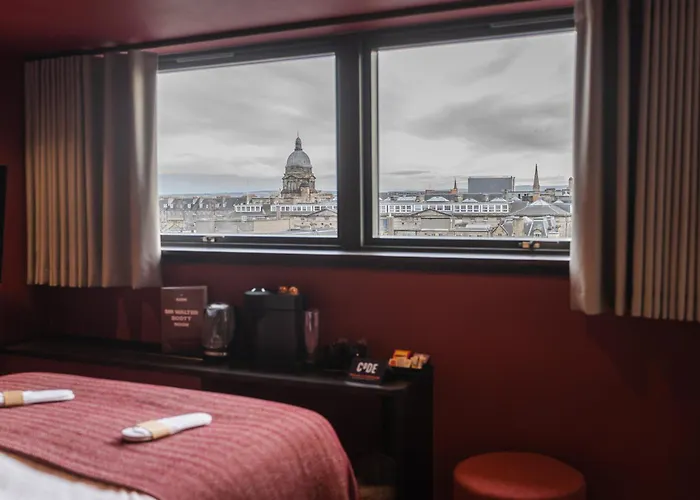 Albergue Code - The Court, Edinburgh